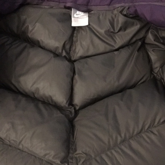 Nike Down Winter Coat - Picture 4 of 6